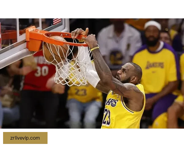 历史第20人！莱昂纳德连53场得分20分以上将追平贝勒纪录