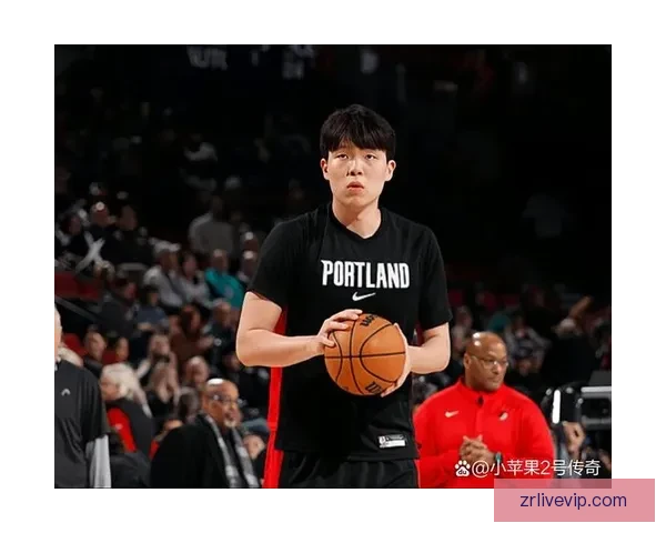 杨瀚森坦言状态挣扎渴望重返开拓者找回手感打出全新表现